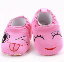 Charger l&#39;image dans la galerie, Chaussures souples pour bébés |  chaussures de berceau pour nourrissons
